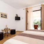 Barbara - Comfort With Terrace And Sea View Br 1