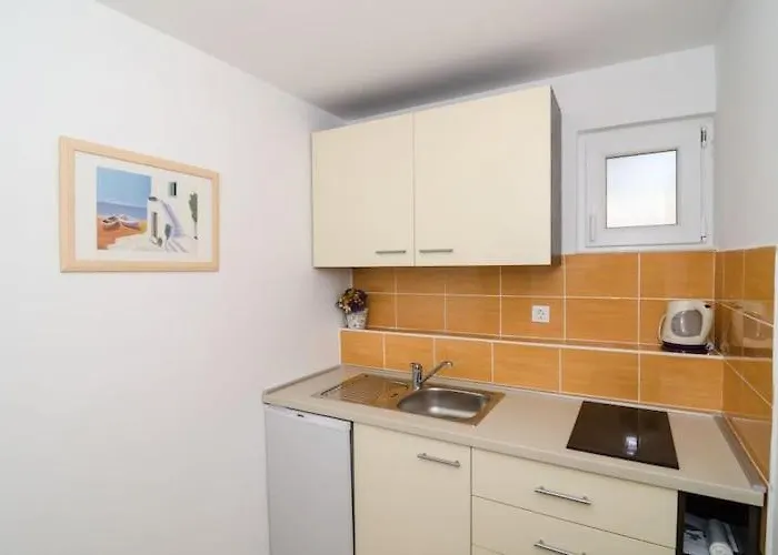 아파트 Barbara - Comfort With Terrace And Sea View Br 1 *