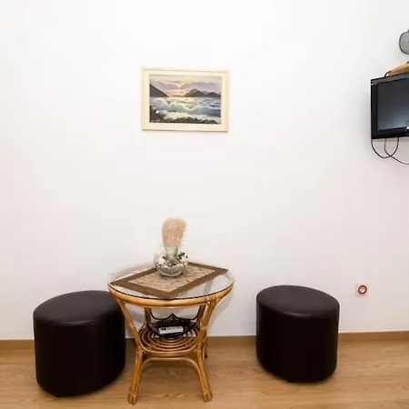 Barbara - Comfort With Terrace And Sea View 3 Adults Apartment