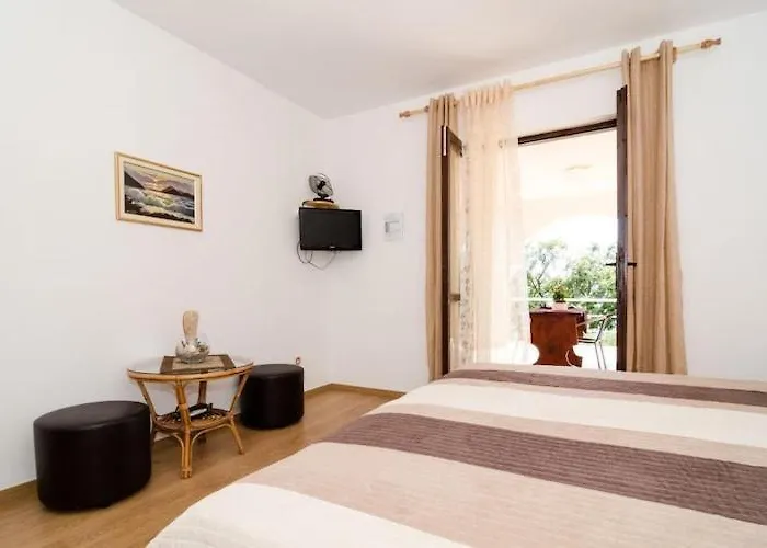 Barbara - Comfort With Terrace And Sea View Br 1