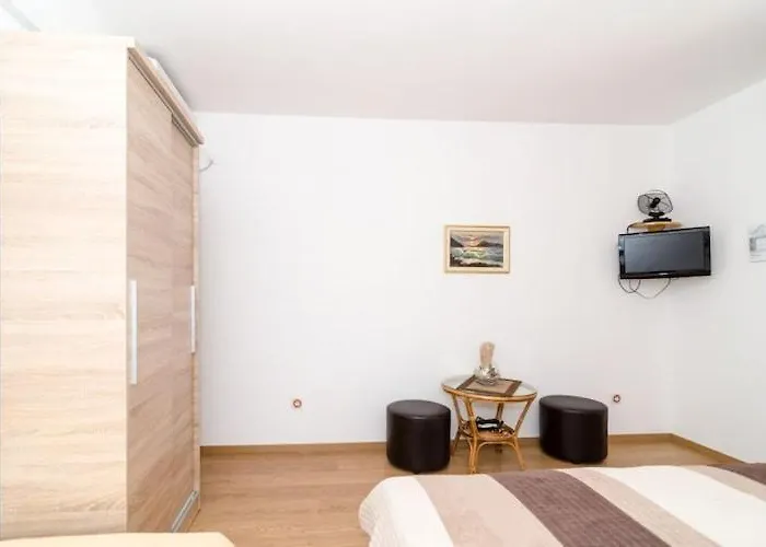 Barbara - Comfort With Terrace And Sea View Br 1 * Mlini